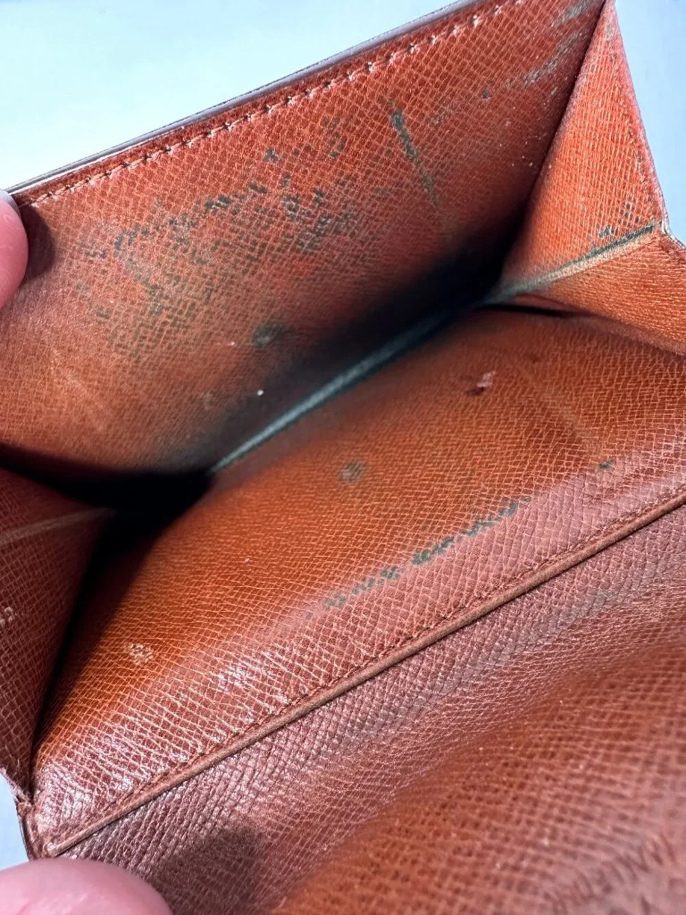 Louis Vuitton Malletier Wallet Brown Leather LV Monogram